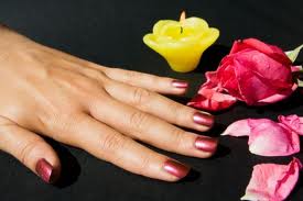 nails